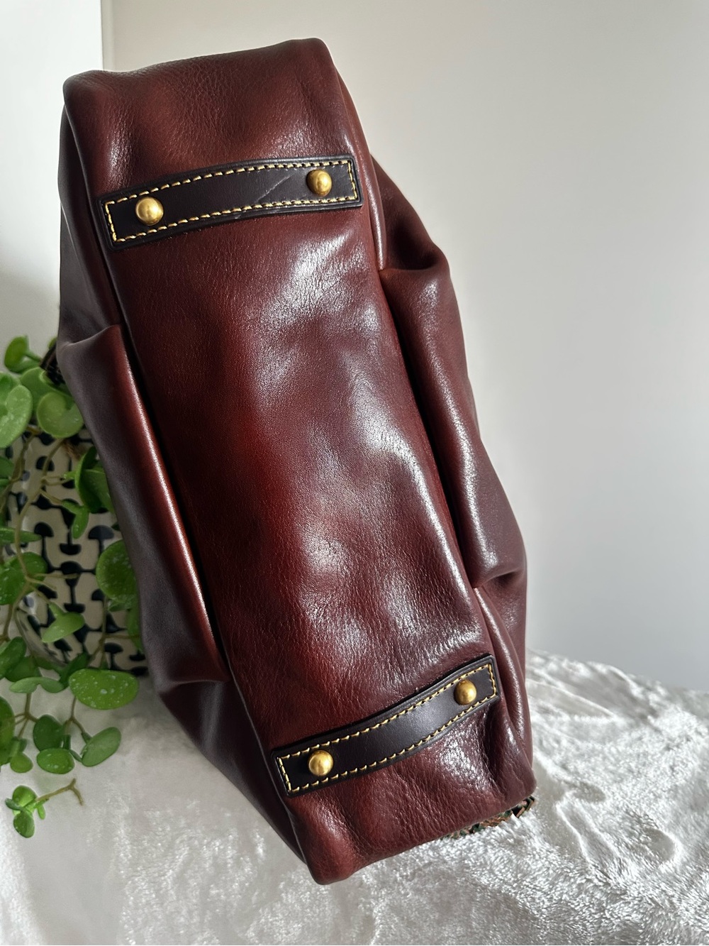 Dooney & Bourke Toledo Florentine Vintage Stanwich Satchel in Chestnut - Picture 14 of 16